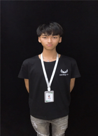 美发学员